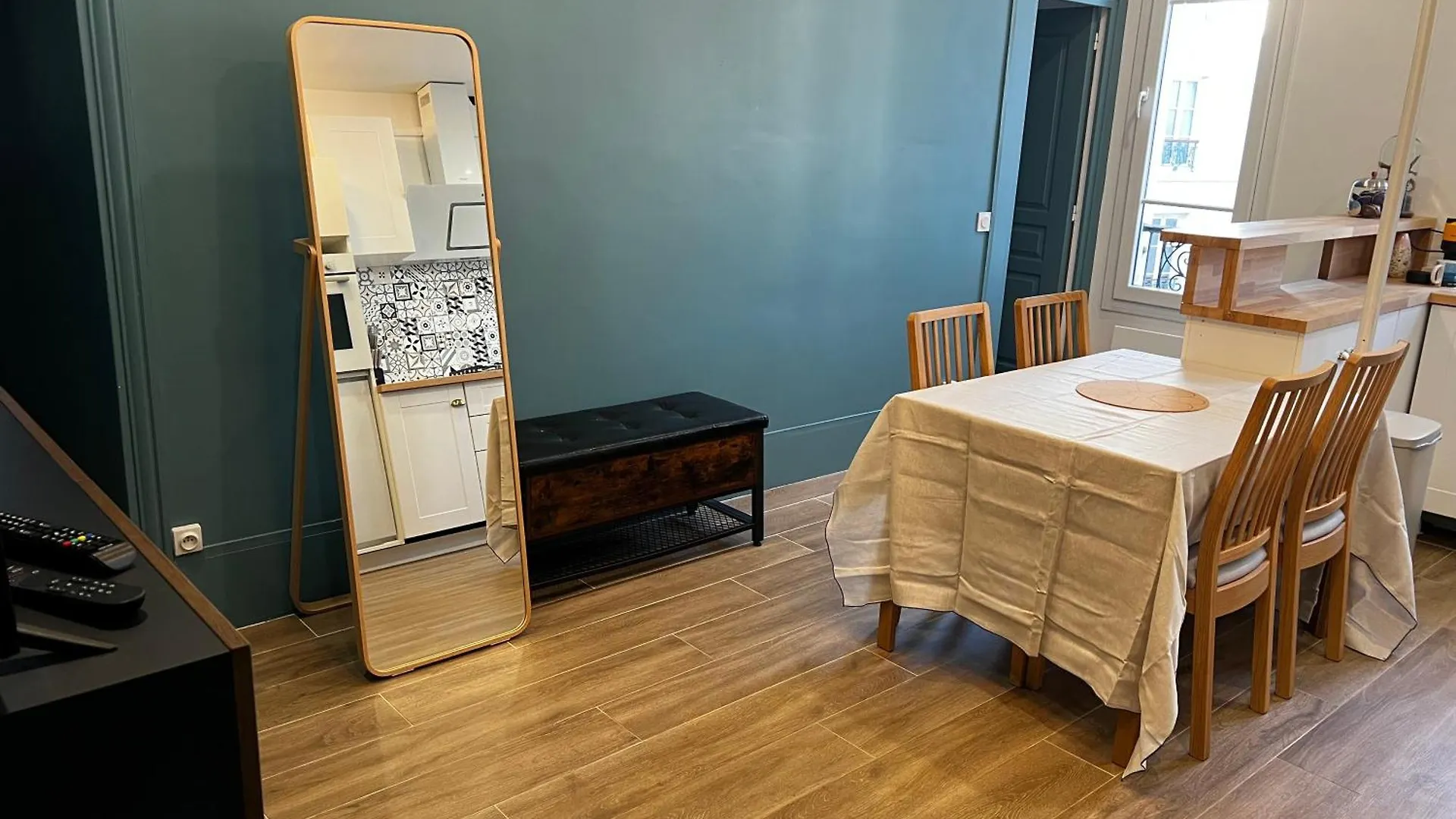 Sweet-cosy Place Near Republique Daire *